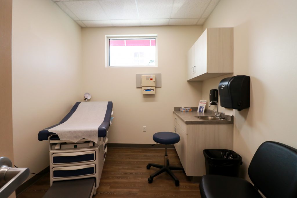 Lowcountry urgent Care Walterboro location exam room